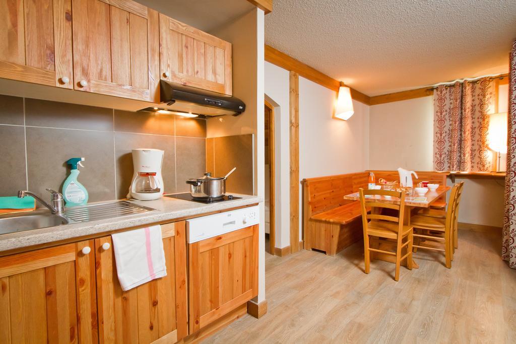Vacanceole - Le Chalet De Montchavin Bellentre ภายนอก รูปภาพ